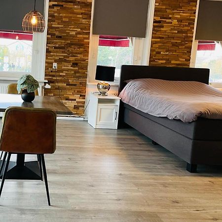 Slapen Bij De Buurvrouw Bed & Breakfast Castricum Bagian luar foto