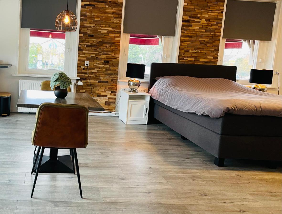 Slapen Bij De Buurvrouw Bed & Breakfast Castricum Bagian luar foto